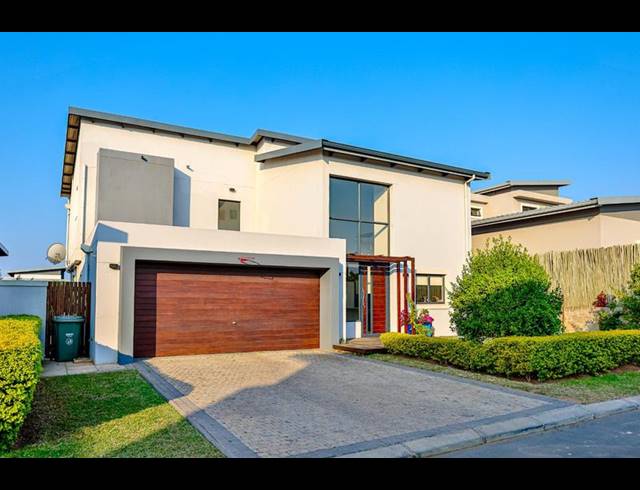 3 BEDROOM HOUSE FOR SALE IN SHAKA'S ROCK